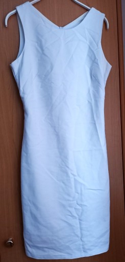 Zdjęcie oferty: Biała elegancka sukienka na ramiączkach 