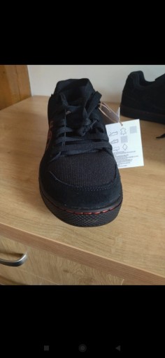 Zdjęcie oferty: Buty Adidas 49 1/3