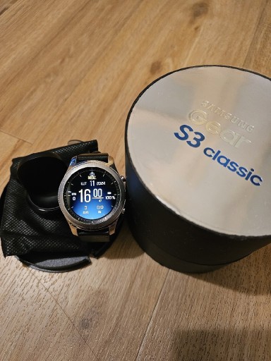 Zdjęcie oferty: Smartwatch Samsung Gear S3 Classic 