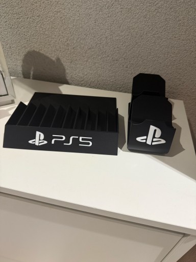 Zdjęcie oferty: Stojak na Gry i Pady PlayStation 5