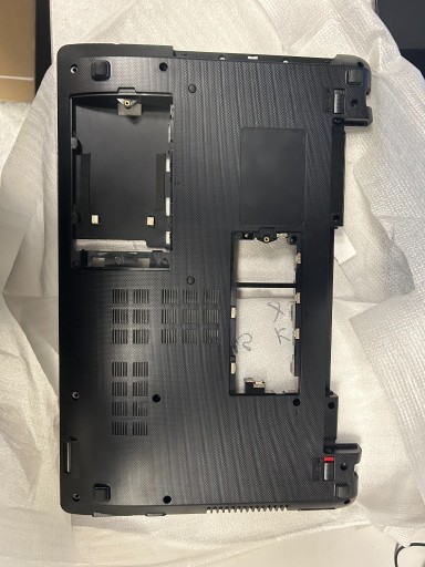 Zdjęcie oferty: Obudowa do laptopa Asus X53 | Dolna