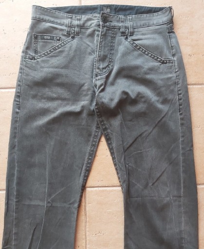 Zdjęcie oferty: Spodnie jeans trekkingowe Hugo Boss W33 L36.