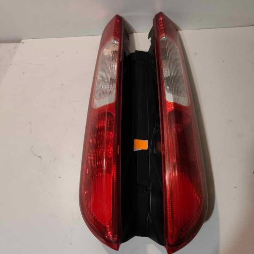 Zdjęcie oferty: Lampy tył Ford Focus MK2, HB