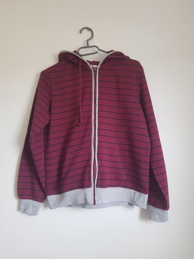 Zdjęcie oferty: bluza z kapturem 36/38