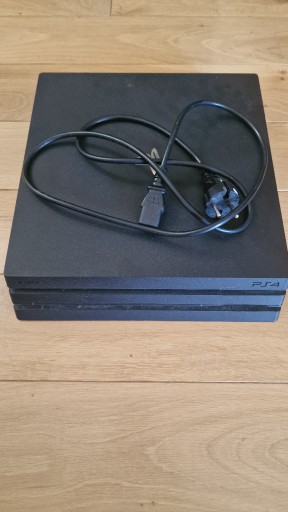 Zdjęcie oferty: Konsola PS4 Sony Playstation 4 Pro 1T