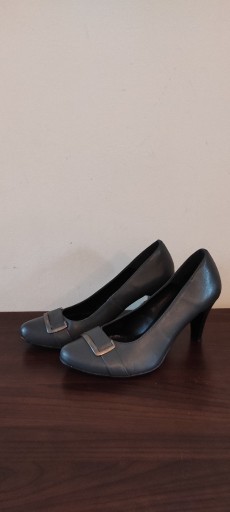 Zdjęcie oferty: Buty damskie na obcasie Sender Hand Made