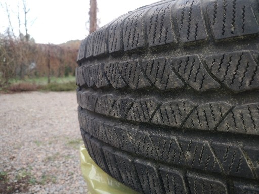 Zdjęcie oferty: Opony zimowe 205/55 R 16