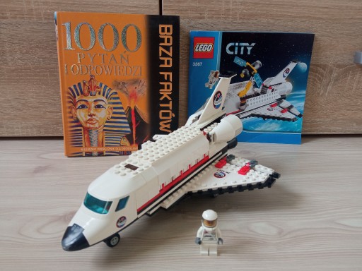 Zdjęcie oferty: LEGO CITY Prom Kosmiczny 3367 + Książka Gratis