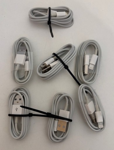 Zdjęcie oferty: KABEL USB / LIGHTING IPHONE APPLE BIAŁY ZAMIENNIK