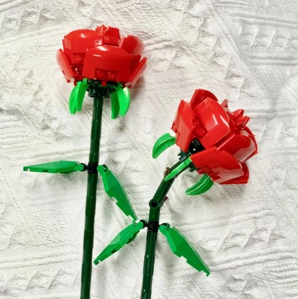 Zdjęcie oferty: Klocki Kwiatki Róże Kwiaty Zestaw Czerwone