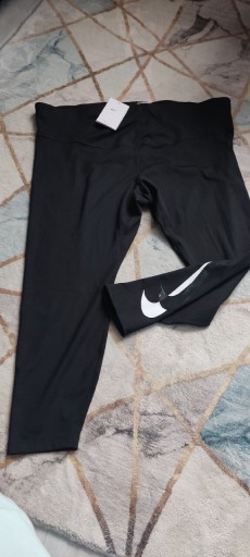 Zdjęcie oferty: Spodnie sportowe legginsy Nike r xxxl 3xl 46 