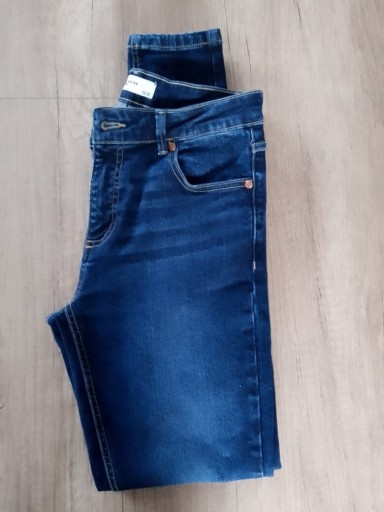 Zdjęcie oferty: Sprzedam jeansy damskie 