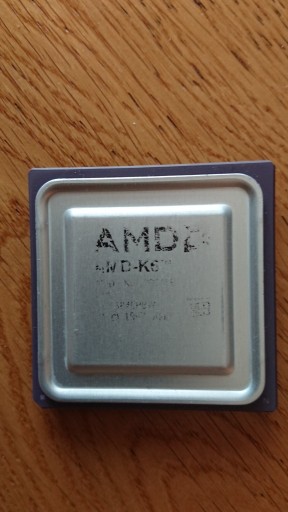 Zdjęcie oferty: Procesor AMD K6 oznaczenia nieczytelne