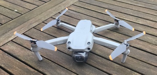 Zdjęcie oferty: Kwadrokopter DJI AIR 2s Fly More Combo