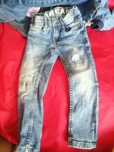 Zdjęcie oferty: Odzież używana dziecięca JEANS 