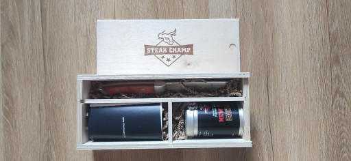 Zdjęcie oferty: Elegancki zestaw "SteakChamp" do steaków