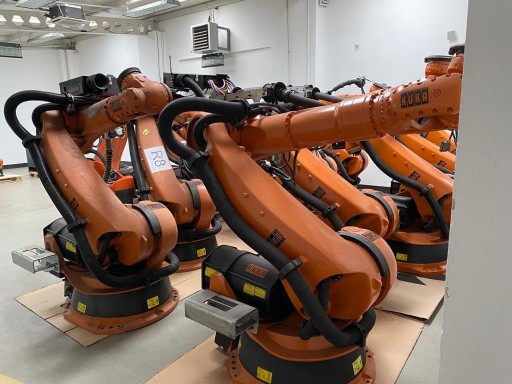 Zdjęcie oferty: Roboty przemysłowe KUKA KR150 KR210 KR240 KR500