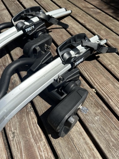 Zdjęcie oferty: Uchwyty na rower THULE 598 szt. 2