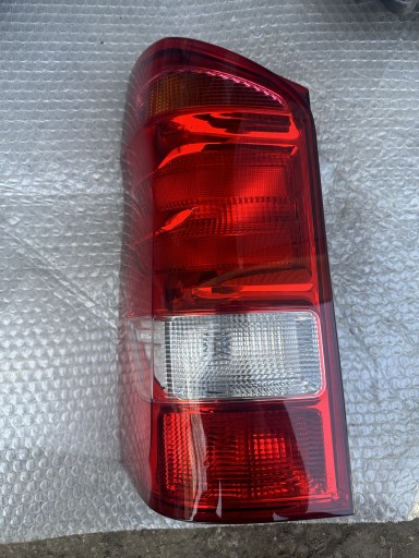 Zdjęcie oferty: Lampa tylna lewa Mercedes vito 447 