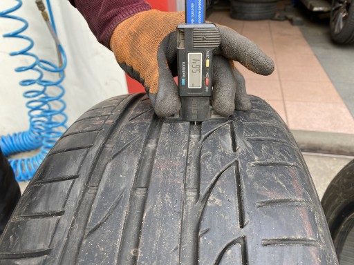 Zdjęcie oferty: 2x 235/40 R19 96W, BRIDGESTONE POTENZA S001