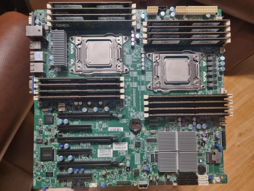 Zdjęcie oferty: SuperMicro X9DRi-F + 2xE5-2670V2 + 128GB DDR3 ECC