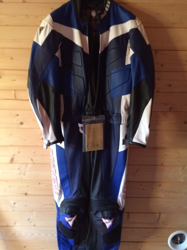 Zdjęcie oferty: Dainese kombinezon motocyklowy rozmiar 58