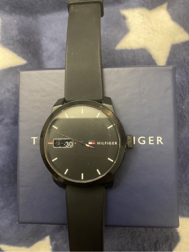 Zdjęcie oferty: Klasyczny zegarek tommy hilfiger