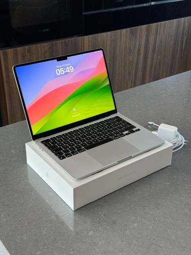Zdjęcie oferty: Apple MacBook Air 13 M2 2022r. Idealny stan!