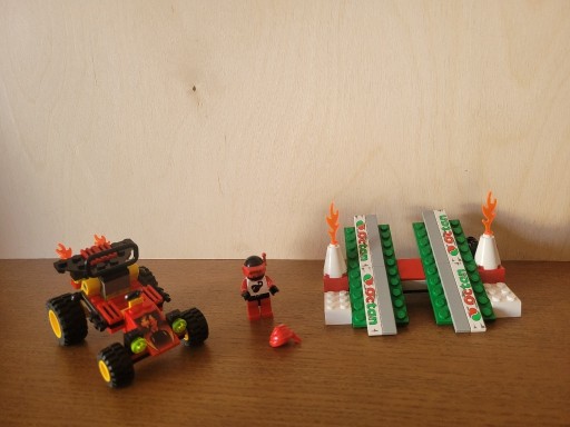Zdjęcie oferty: LEGO Scorpion Buggy (6602) Town Race, bez pudełka i instrukcji