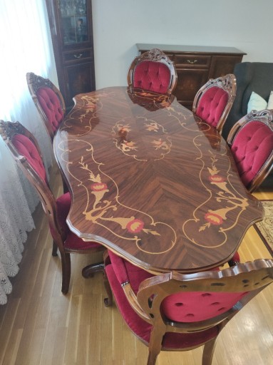 Zdjęcie oferty: Piękny intarsjowany stół z 8 krzesłami