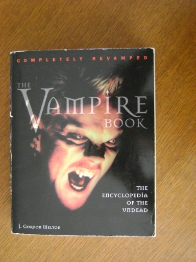 Zdjęcie oferty: J. Gordon Melton, The Vampire Book