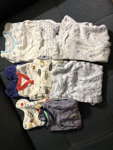 Zdjęcie oferty: Ubranka niemowlęce r.56/62