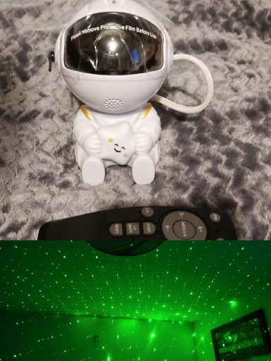 Zdjęcie oferty: Projektor astronauta gwieździste nieboNowy prezent