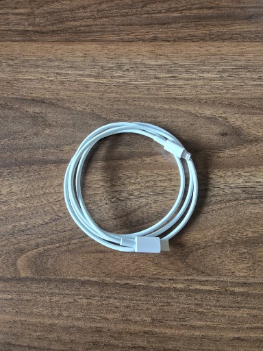 Zdjęcie oferty: Kabel lightning + etui + szkło - Iphone 12 Pro