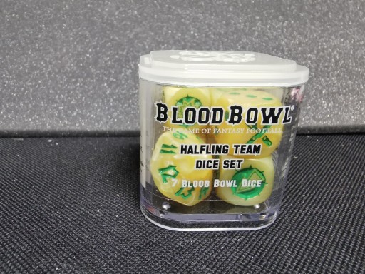 Zdjęcie oferty: Blood bowl halfling team dice set
