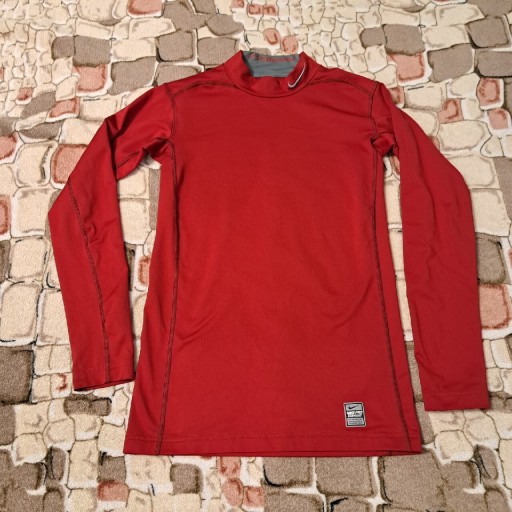 Zdjęcie oferty: Nike hyperwarm dri  S bluzka termiczna Pro Combat.