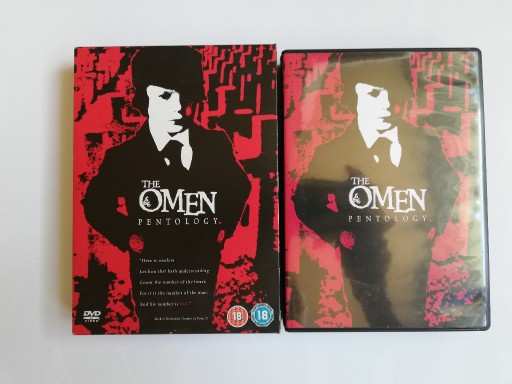 Zdjęcie oferty: Omen – Pentalogia na 6 DVD – 30 rocznica