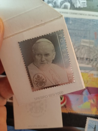 Zdjęcie oferty: Srebrny znaczek z Papieżem J.P. II próba 925