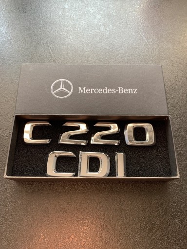 Zdjęcie oferty: * Mercedes C220 CDI - Emblemat / napis na klapę *