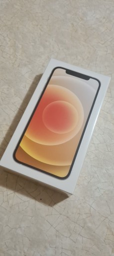 Zdjęcie oferty: Nowy IPhone 12 64 gb biały okazja!