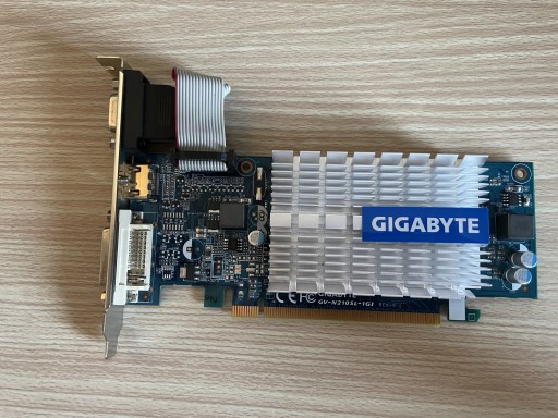 Zdjęcie oferty: Karta graficzna Gigabyte GV-N210SL-1GI 1GB GDDR3