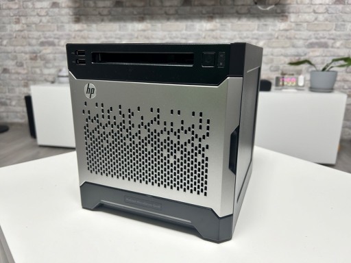 Zdjęcie oferty: HP ProLiant Micro Server Gen8 Intel G1610T 8GB RAM