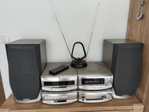 Zdjęcie oferty: Wieża KENWOOD - 2x80W