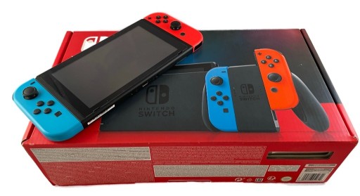 Zdjęcie oferty: NINTENDO Switch V2 (40 GIER) przerobiona CFW MOD PICOFLY + grip + etui