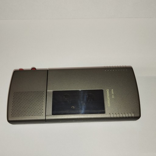 Zdjęcie oferty: Dyktafon GRUNDIG Dh 2094 jak nowy