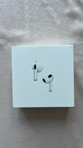 Zdjęcie oferty: Oryginalne słuchawki Apple Airpods 3. generacji