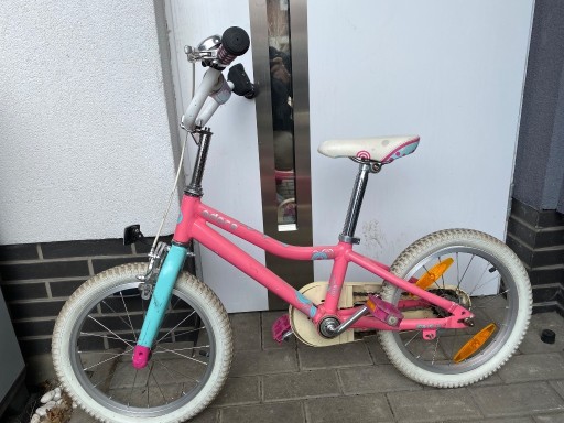Zdjęcie oferty: Sprzedam rower dla dziewczynki na oponach 16.W dobrym stanie 