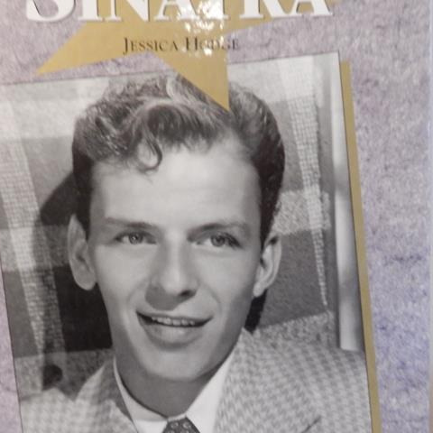 Zdjęcie oferty:  Frank Sinatra Hardcover – 1 Mar. 1992