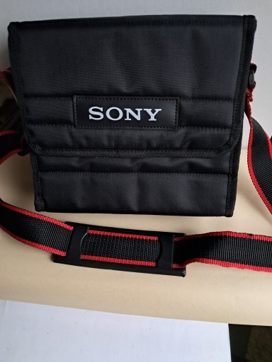 Zdjęcie oferty: torba na ramię do radia SONYwys 20cm,szer22,gł 8cm