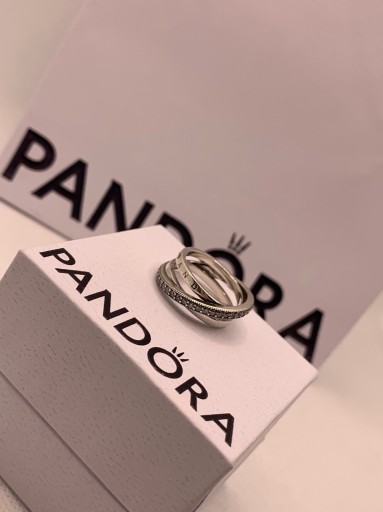 Zdjęcie oferty: Pierścionek Pandora srebro 925
